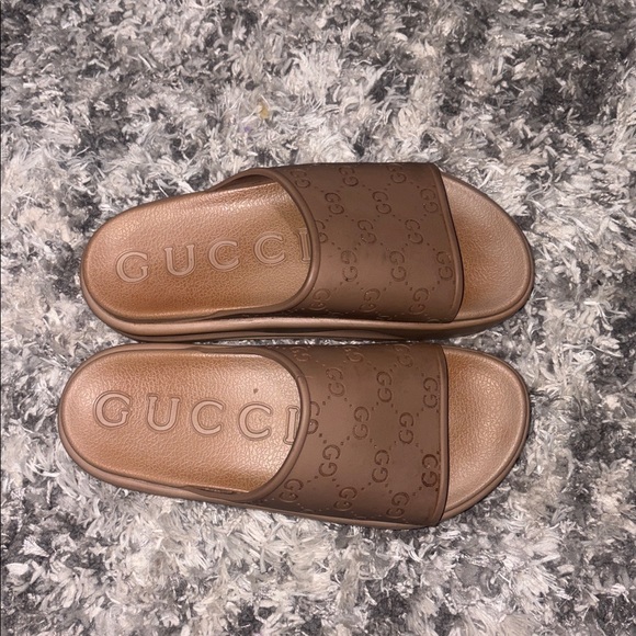Gucci Rubber platform clogs Size 9 - Picture 5 of 15